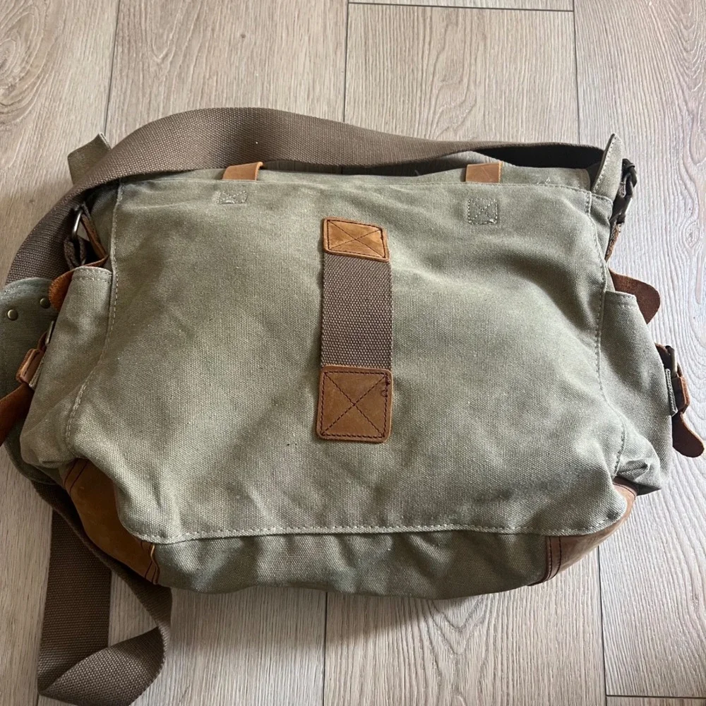Sechunk Vintage Military Leather Canvas Laptop Bag Messenger BagKhaki Green